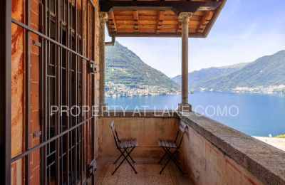 Historická vila na prodej Torno, Lombardia:  Balcony