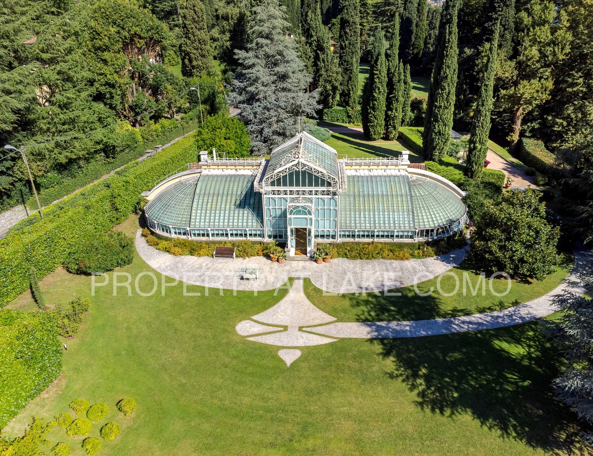 Obrázky Unikátní nemovitost u jezera Como: Skleník v Griante