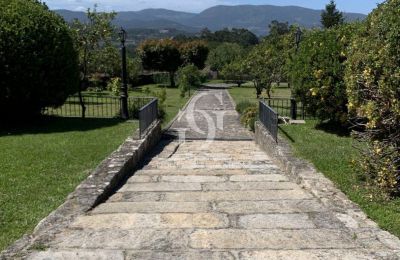 Zámeček na prodej Nigrán, Galicia, Pozemek