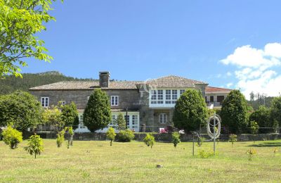 Zámeček na prodej Nigrán, Galicia, Pohled zvenku