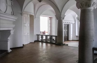 Zámek na prodej Płoty, Nowy Zamek, Západopomořanské vojvodství, Vstupní hala