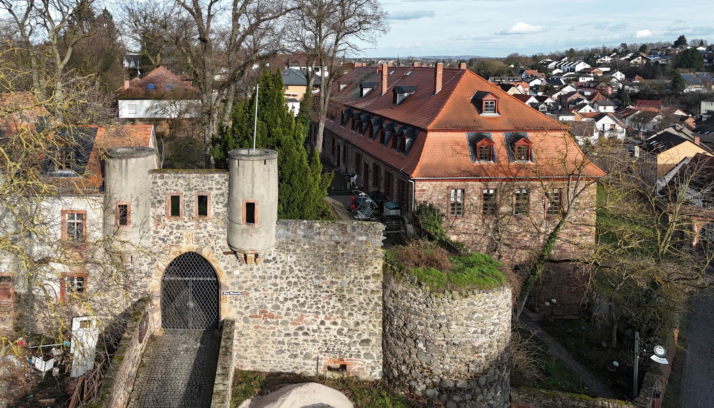 Obrázky Zámek v Hesensku, nedaleko Frankfurtu nad Mohanem a Hanau