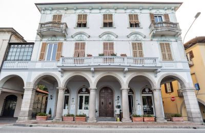 Historická vila na prodej 28040 Lesa, Via Portici, Piemonte:  