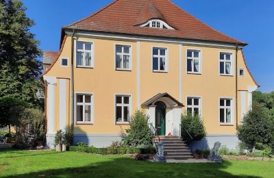 Zámeček na prodej 18513 Gransebieth, Landhotel Gut Zarrentin, Meklenbursko-Přední Pomořansko, Boční pohled