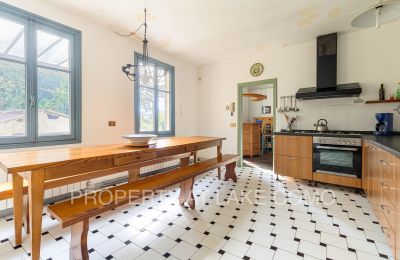 Historická vila na prodej 22019 Tremezzo, Lombardia:  kuchynĕ