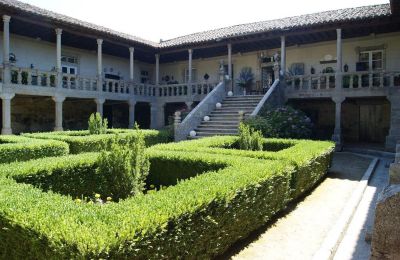 Zámeček na prodej Pantón de Abaixo, Galicia, Nádvoří