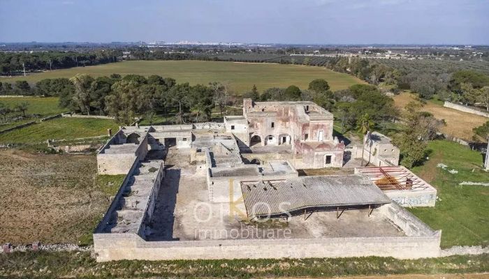 Zámeček na prodej Manduria, Puglia,  Itálie