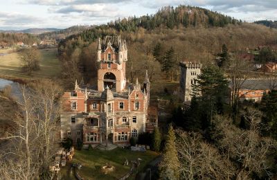 Nemovitosti, Významný zámek ve Slezsku, Polsko-Česko-Německo