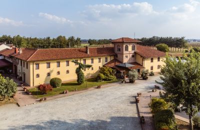 Nemovitosti, Historické venkovské sídlo v provincii Turín