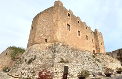 Hrad na prodej Creixell, Carrer Ignasi Iglesias 13, Catalunya:  