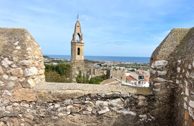 Hrad na prodej Creixell, Carrer Ignasi Iglesias 13, Catalunya:  