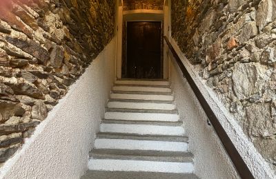Zámeček na prodej Gignese, Via al Castello 20, Piemonte, Steintreppe