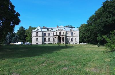 Zámek na prodej Więsławice, Kujavsko-pomořanské vojvodství, Pohled zepředu