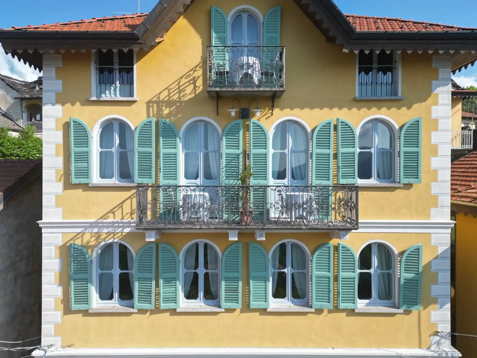 Obrázky Historická vila v Bee s výhledem na jezero