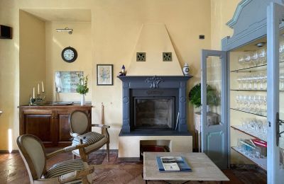 Historická vila na prodej Bee, Piemonte, Krb