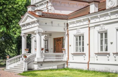 Zámek na prodej 05-332 Żaków, Mazovia, Portikus