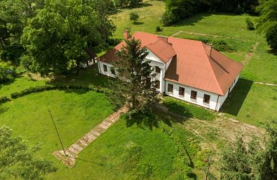 Zámeček na prodej Rożnów, Dwór w Rożnowie, Malopolské vojvodství, Dwór w Rożnowie