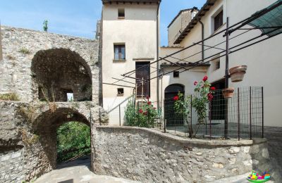 Historická nemovitost 05100 Cesi, Umbria
