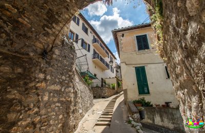 Historická nemovitost na prodej 05100 Cesi, Via Angelo Cesi 2, Umbria, Pohled zvenku