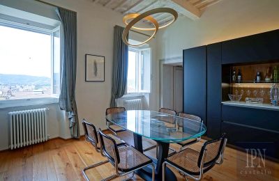 Apartmán v historické budově na prodej Arezzo, Via Giuseppe Mazzini, Toscana, Foto 12/25