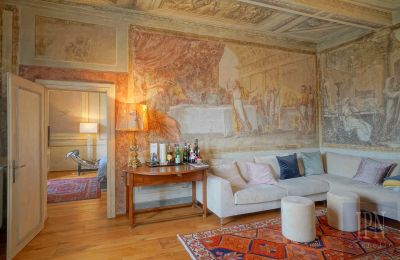 Apartmán v historické budově na prodej Arezzo, Via Giuseppe Mazzini, Toscana, Foto 6/25