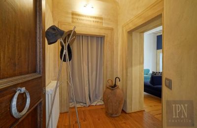 Apartmán v historické budově na prodej Arezzo, Via Giuseppe Mazzini, Toscana, Foto 3/25