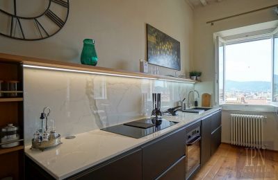 Apartmán v historické budově na prodej Arezzo, Via Giuseppe Mazzini, Toscana, Foto 14/25