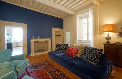 Apartmán v historické budově na prodej Arezzo, Via Giuseppe Mazzini, Toscana, Foto 7/25