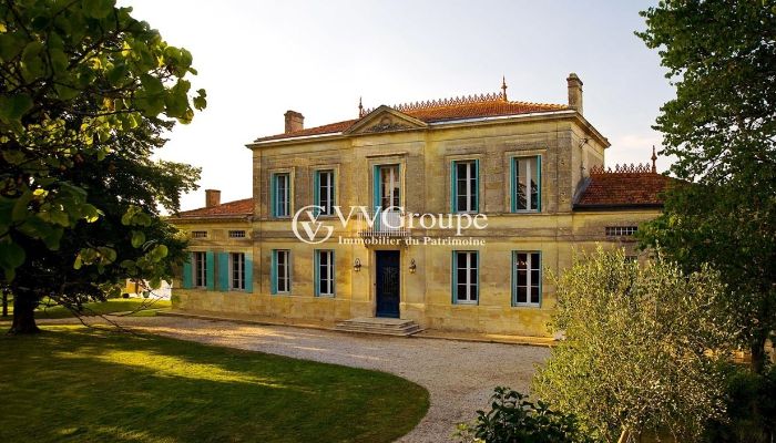 Zámek na prodej Blaye, Nouvelle-Aquitaine,  Francie