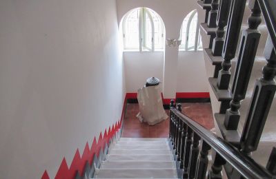 Historická vila na prodej Offida, Marche, Schodiště