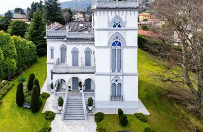 Historická vila na prodej 28040 Lesa, Piemonte, Foto z dronu