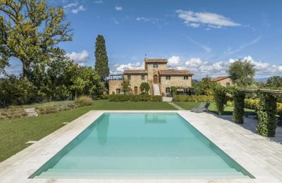Venkovský dům na prodej Montepulciano, Toscana, Pohled zvenku