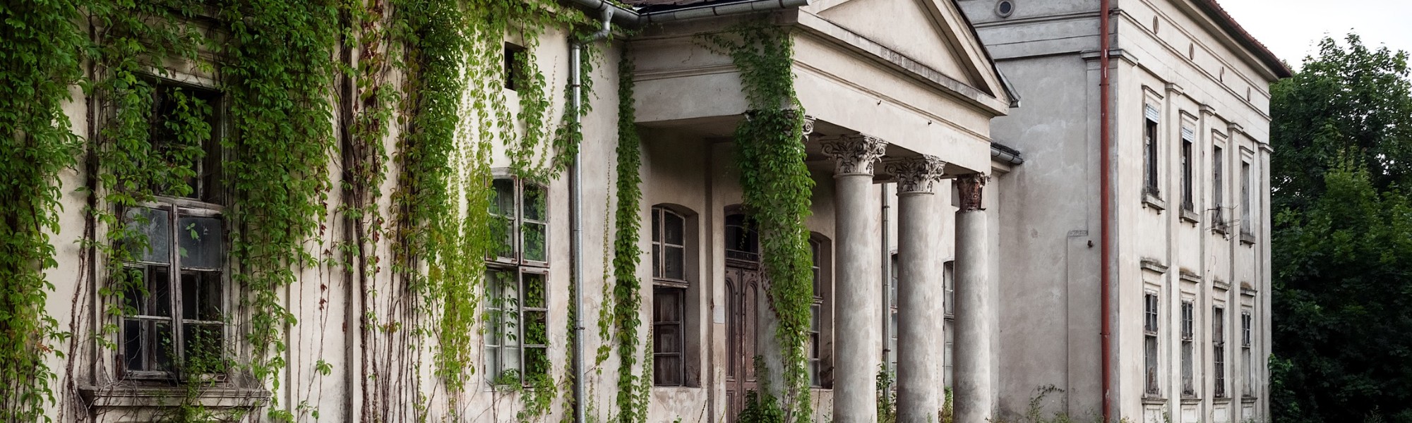 Obrázky Charmantes renovierungsbedürftiges kleines Schloss in Großpolen zu verkaufen