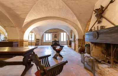 Městský palác na prodej Filottrano, Marche, Vstupní hala