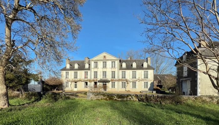 Zámeček na prodej Pau, Nouvelle-Aquitaine,  Francie