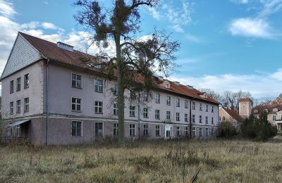 Zámek na prodej Dobrocin, Pałac w Dobrocinie, Varmijsko-mazurské vojvodství, Přístavba