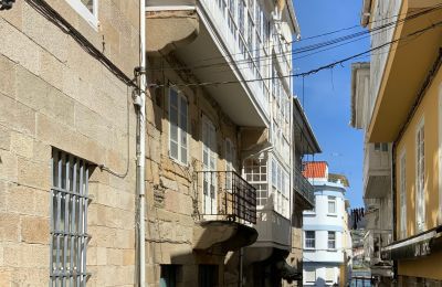 Zámeček na prodej Pontedeume, Calle Real, Galicia, Umístění nemovitosti