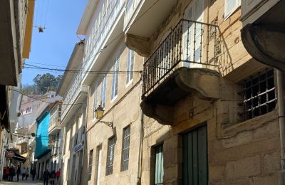 Zámeček na prodej Pontedeume, Calle Real, Galicia, Umístění nemovitosti