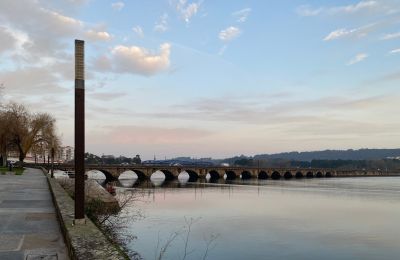 Zámeček na prodej Pontedeume, Calle Real, Galicia, Umístění nemovitosti