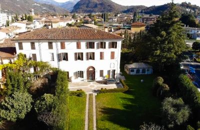 Nemovitosti, Villa Marchetti - Historické rezidence v Lombardii