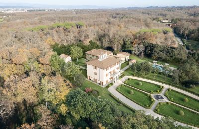 Historická vila na prodej Pontedera, Toscana, Umístění nemovitosti
