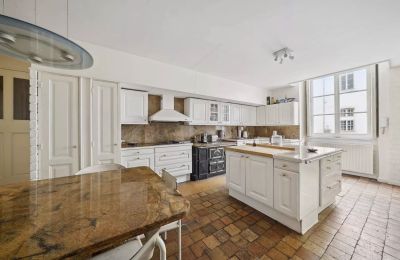 Apartmán v historické budově na prodej Lyon, Lyon 2e Arrondissement, Ainay, Auvergne-Rhône-Alpes, Kuchynĕ