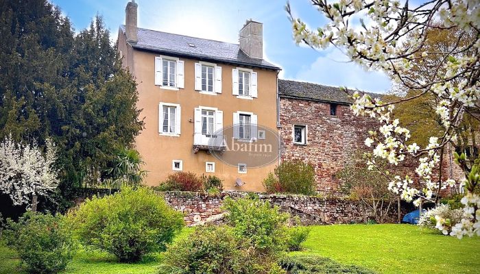 Venkovský dům na prodej Rodez, Occitanie,  Francie