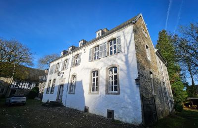 Zámek na prodej Astenet, Nierstraße 5, Wallonie, das Herrenhaus, voll saniert 