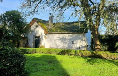 Zámek na prodej Astenet, Nierstraße 5, Wallonie, Gästehaus "lonley garden "
