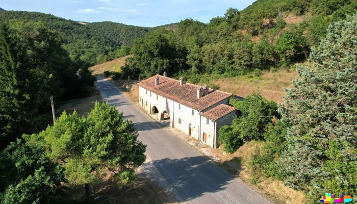 Venkovský dům na prodej Perugia, Umbria,  Itálie