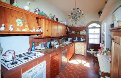 Venkovský dům na prodej Montecatini Val di Cecina, Toscana, Kuchynĕ