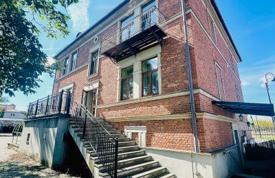 Historická vila na prodej Radomsko, Kolejowa  2, Lodžské vojvodství, Boční pohled