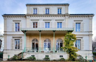 Apartmán v historické budově Meudon, Île-de-France