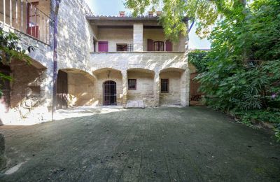 Historická nemovitost na prodej Uzès, Occitanie, Nádvoří
